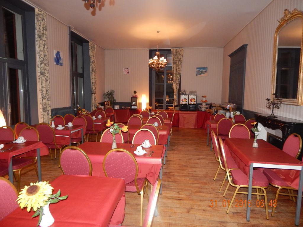 Homtel Le Parc Hotel Allevard Exterior foto
