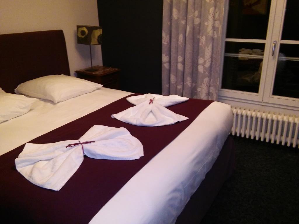 Homtel Le Parc Hotel Allevard Cameră foto