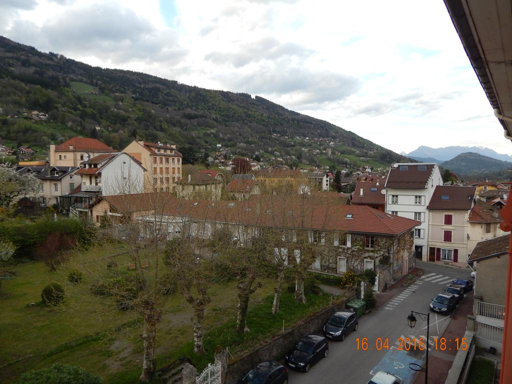 Homtel Le Parc Hotel Allevard Exterior foto