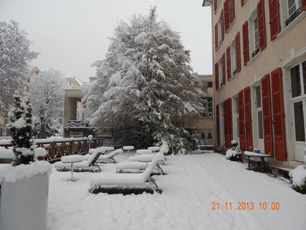 Homtel Le Parc Hotel Allevard Exterior foto
