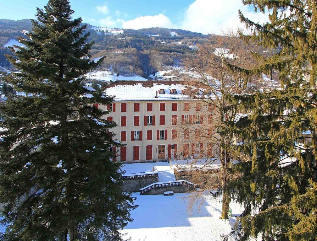 Homtel Le Parc Hotel Allevard Exterior foto